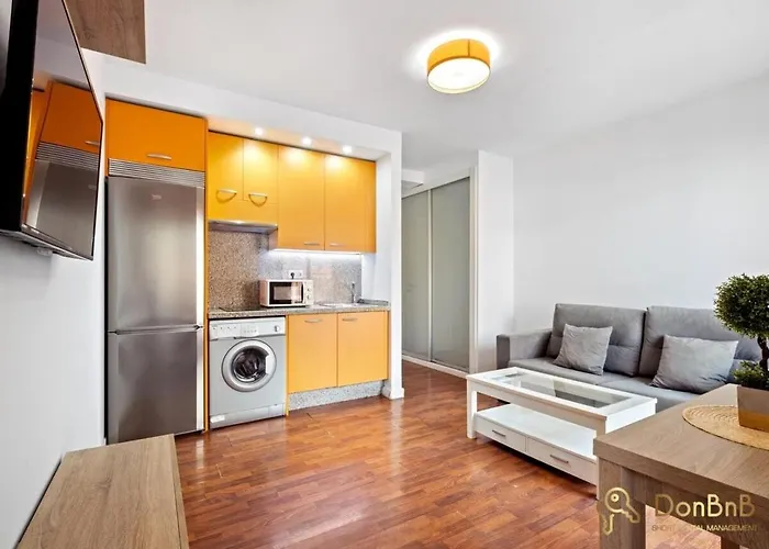 Flat With Balcony Daire *