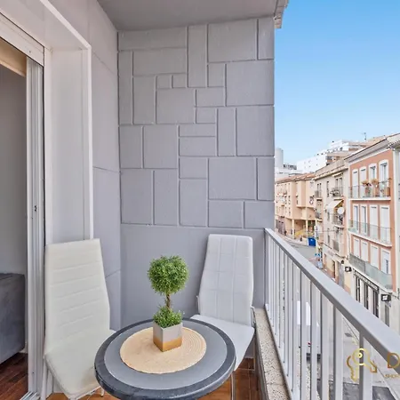 Flat With Balcony * Málaga