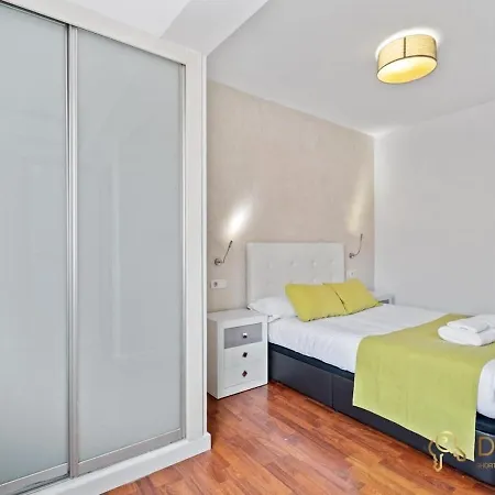 Flat With Balcony Málaga